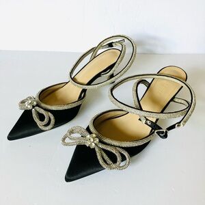 Women's Rhinestone Ankle Strap Kitten Heels ? Size 6